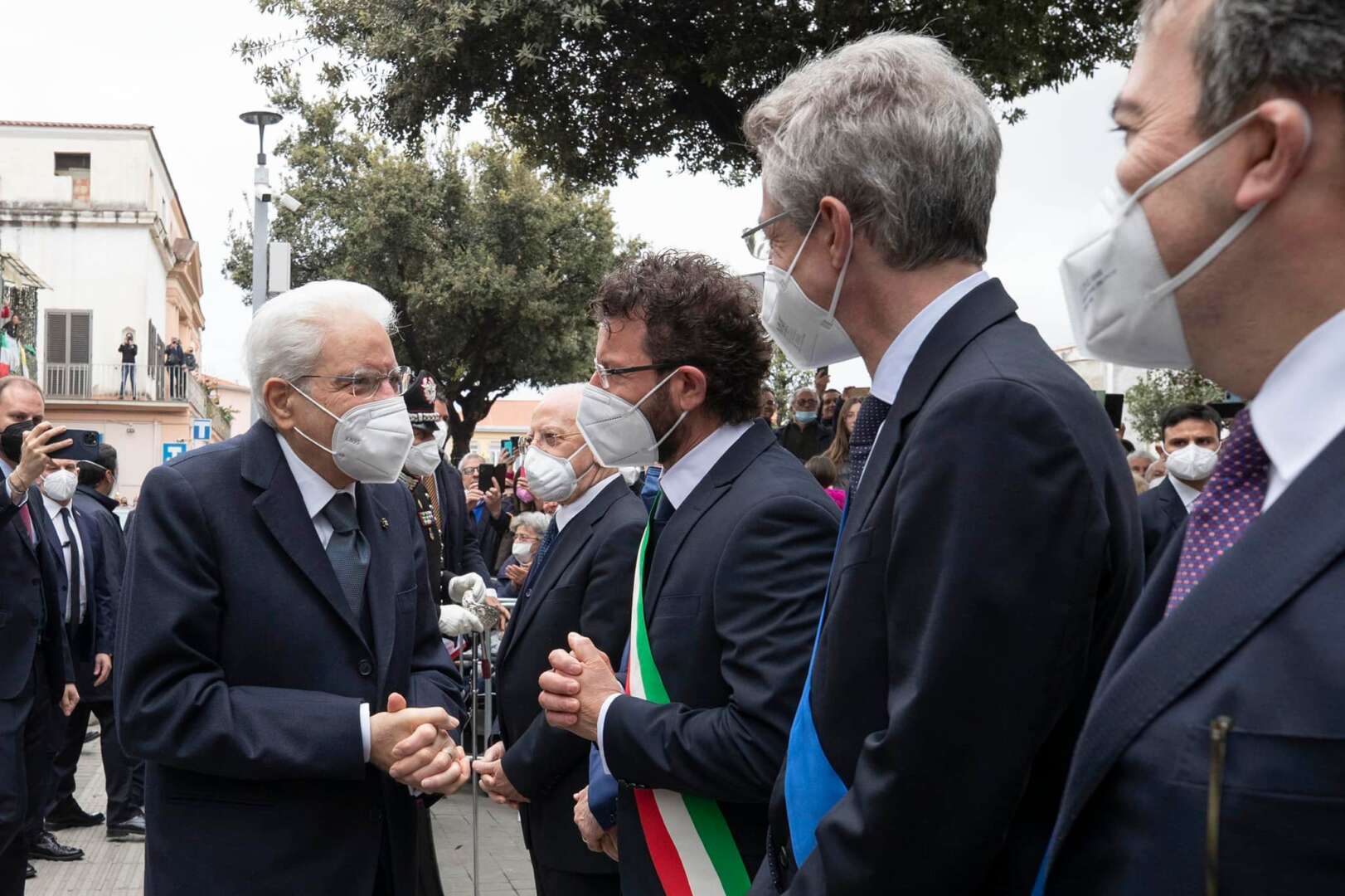 Mattarella ad Acerra per festeggiare il 25 aprile