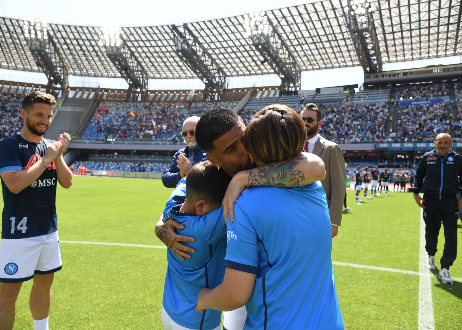 Insigne saluta Napoli tra le lacrime