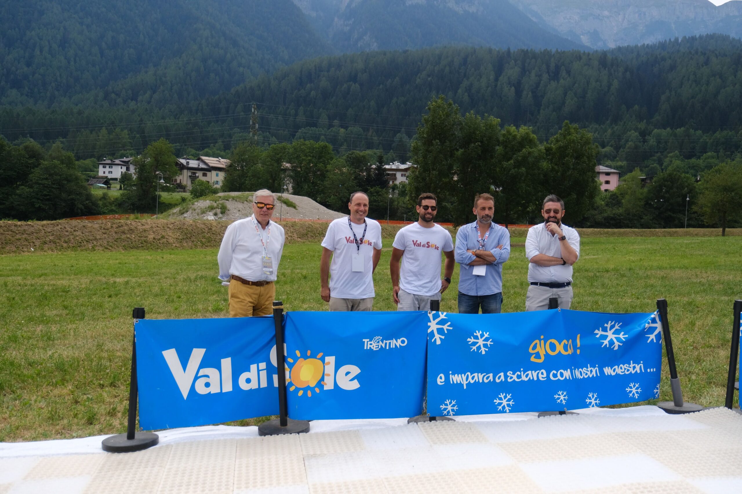 I maestri di sci ambasciatori del turismo invernale della Val di Sole